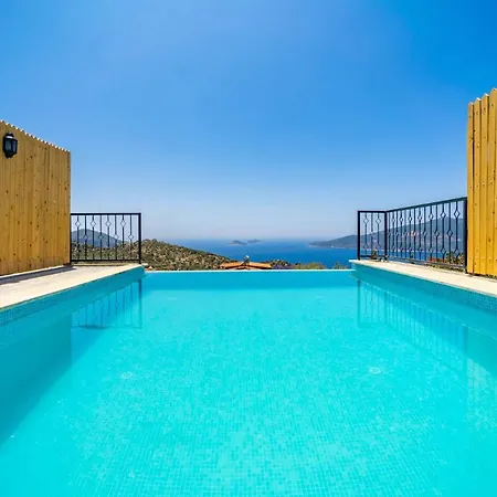 Kaskalkan Honeymoon With Seaview Hotel *